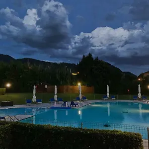 Aurelia Rta Detta Il Cascinale 2*, Montignoso Italia